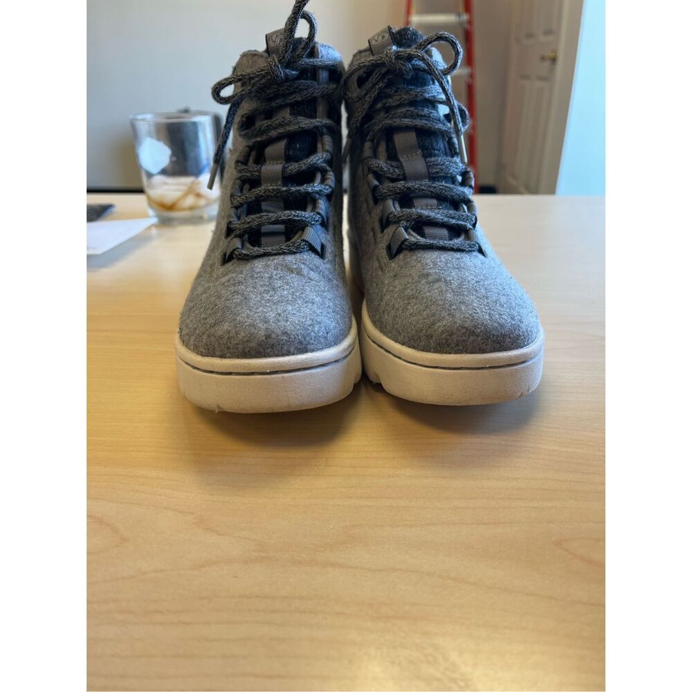 Clarks Cloudsteppers Step Explore Hi Top Gray Woo… - image 3